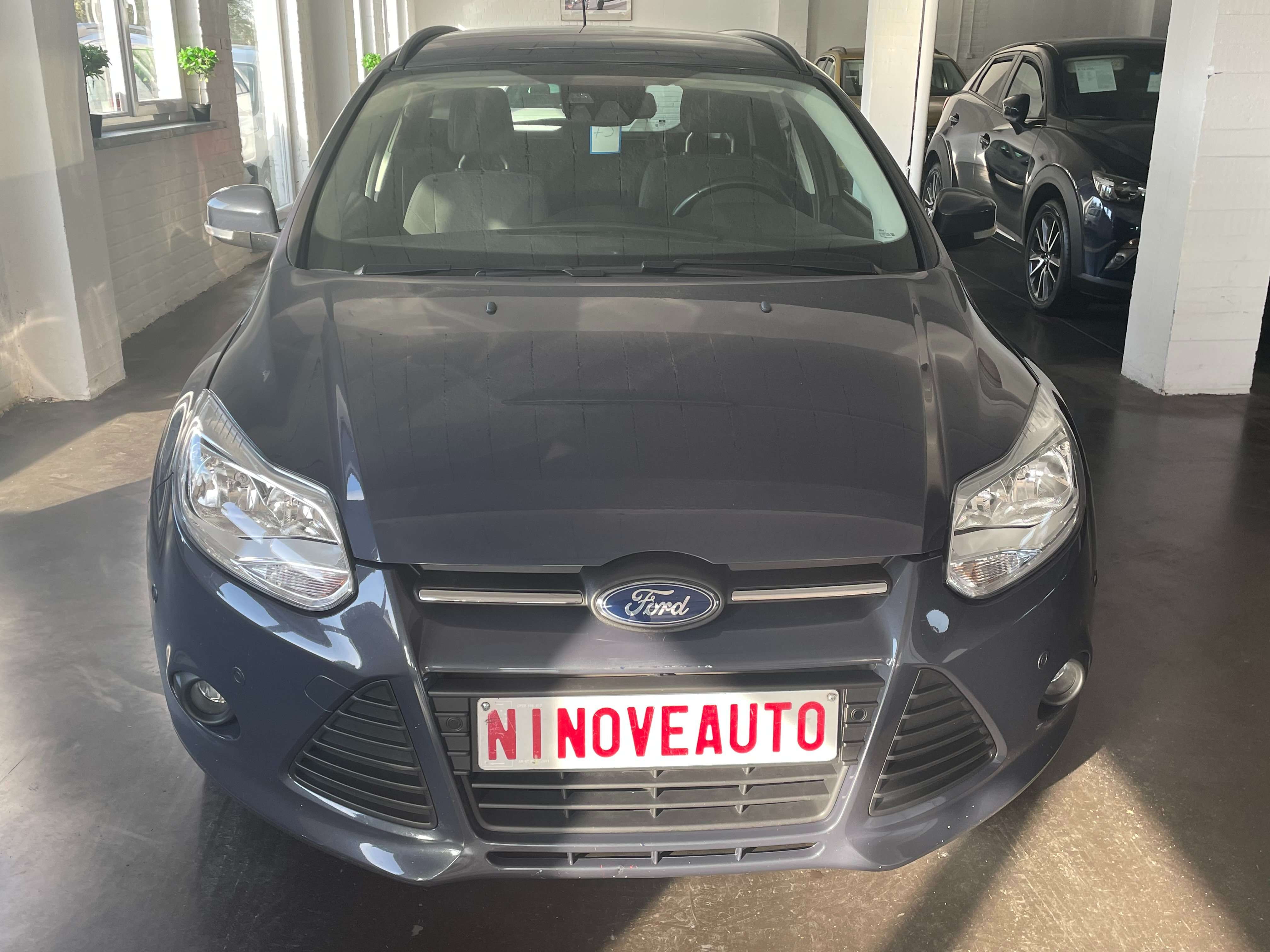 Ninove auto - Ford Focus